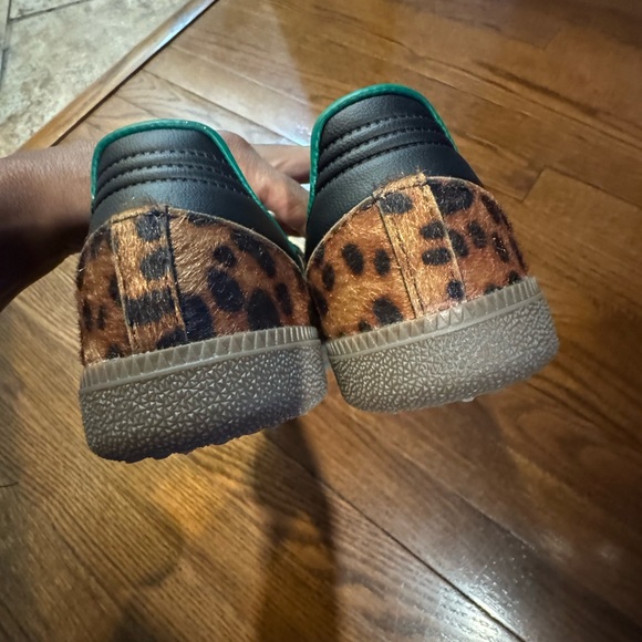 Leopard sneakers. Reps. Excellent quality,never worn. Fits like a 7.5 - Picture 2 of 3